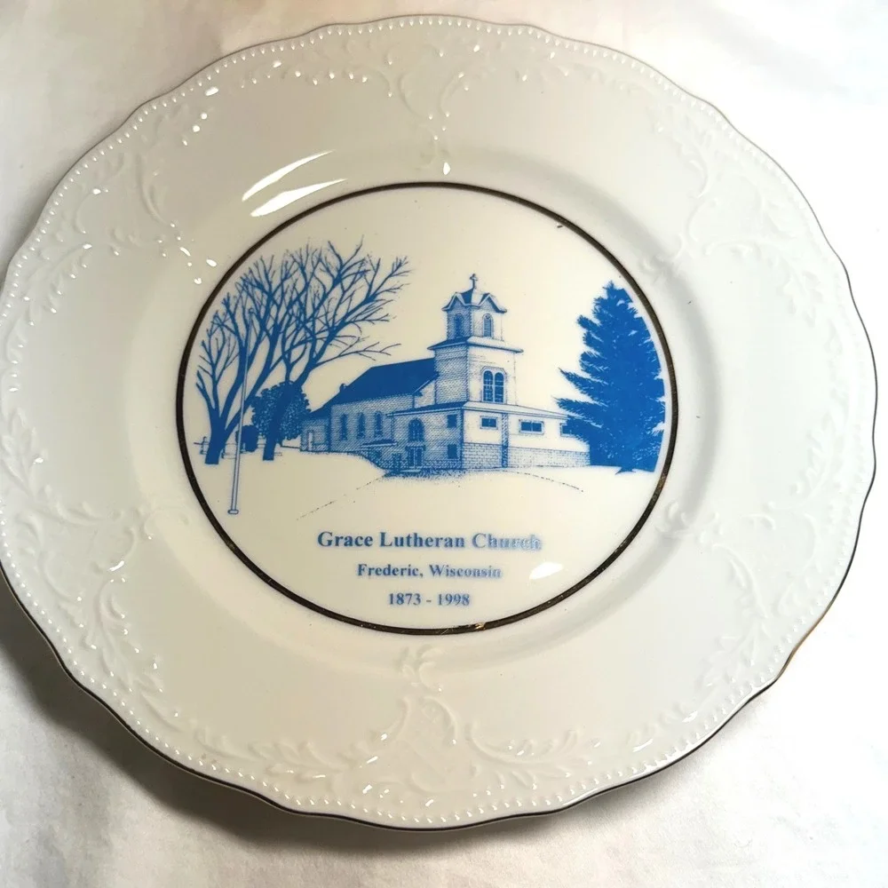 Royal Ann China Grace Lutheran Church Plate Unisex 9.25in Blue White Excellent